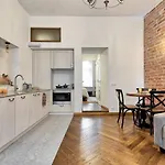 Dream Stay - Modern Luxury Apartment In Old Town